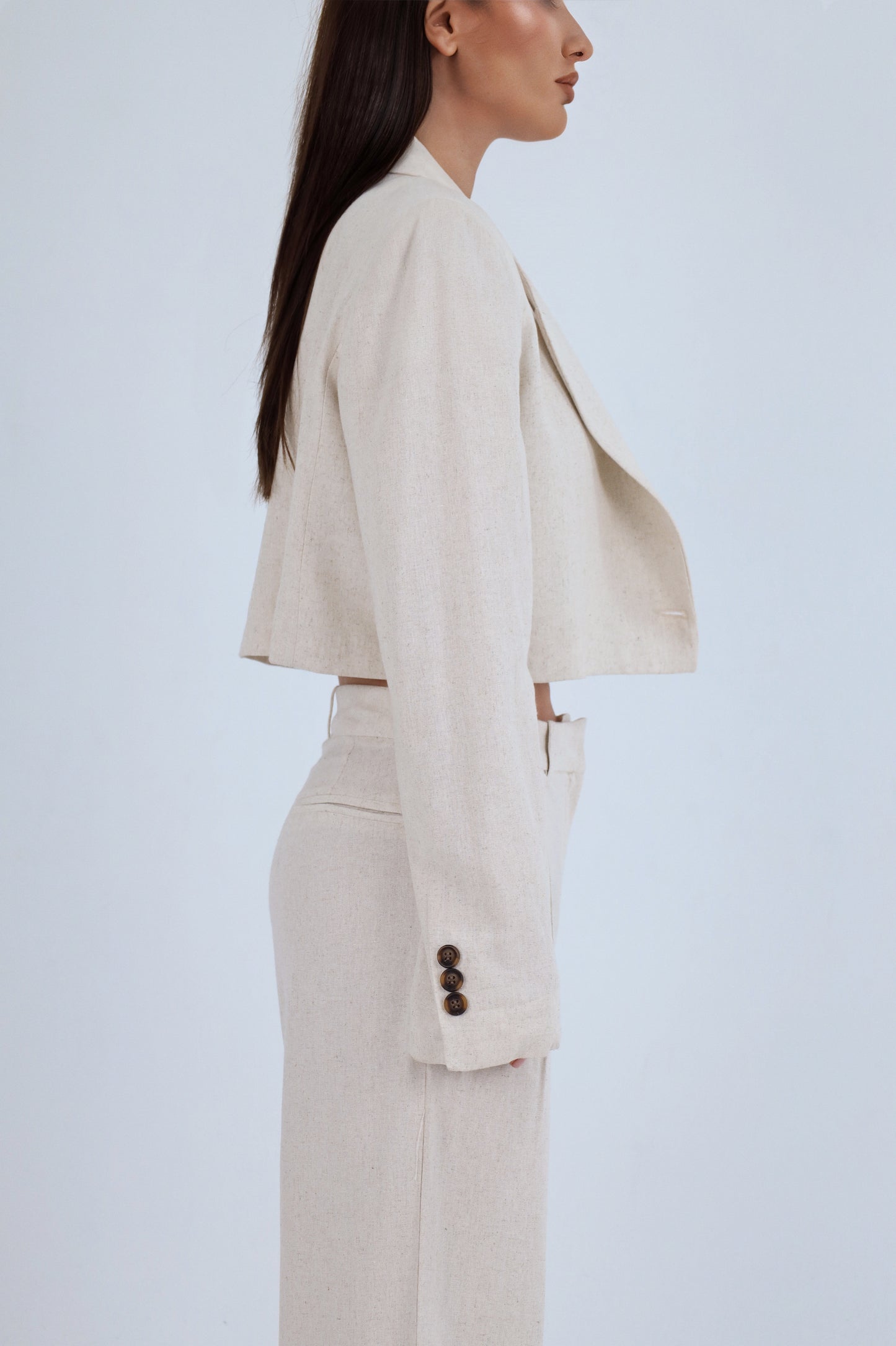 Daddy's cropped blazer in beige